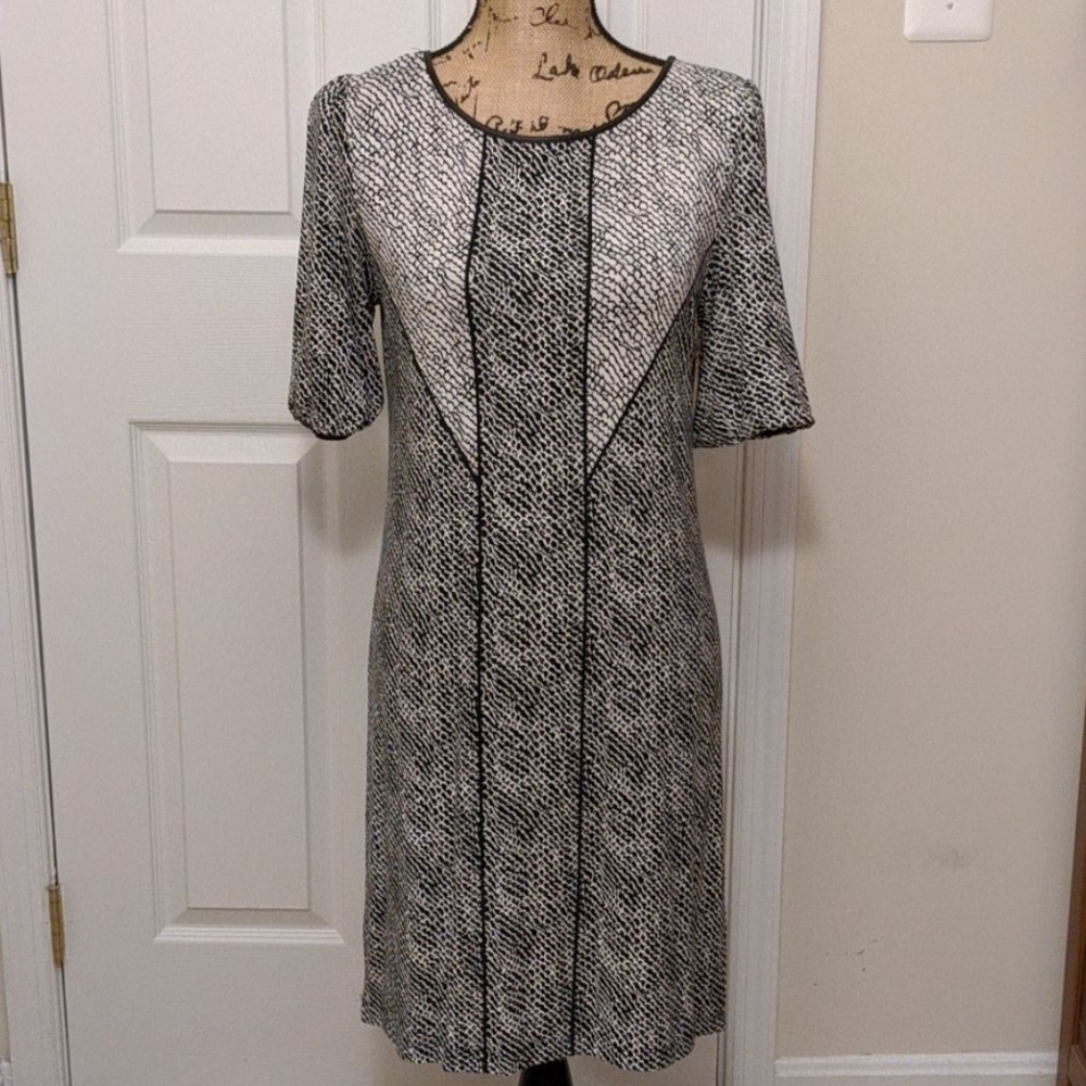 🍎3/$10 Tart Macon 3/4 Sleeve Faux Leather Printed Dress